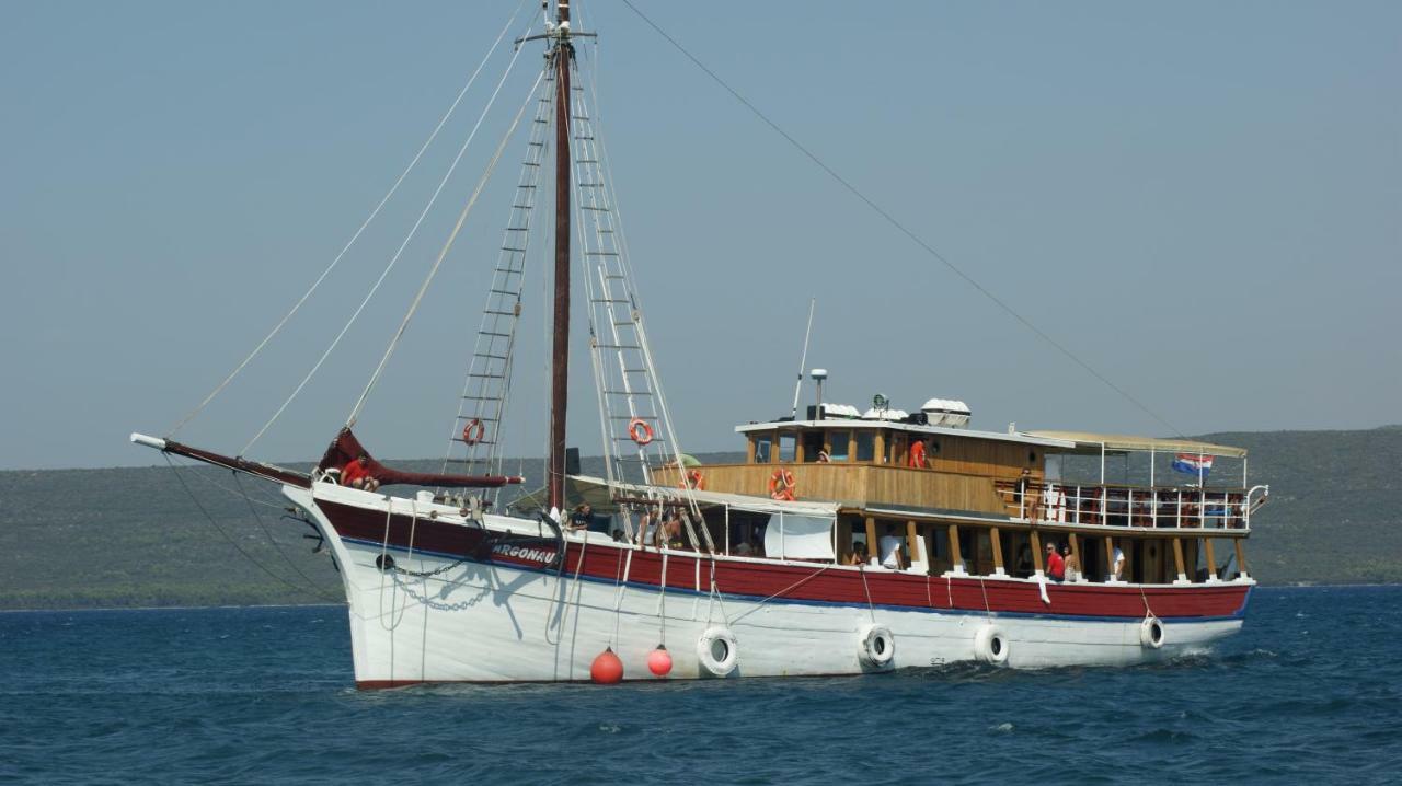 J&D Daire Dobropoljana Dış mekan fotoğraf
